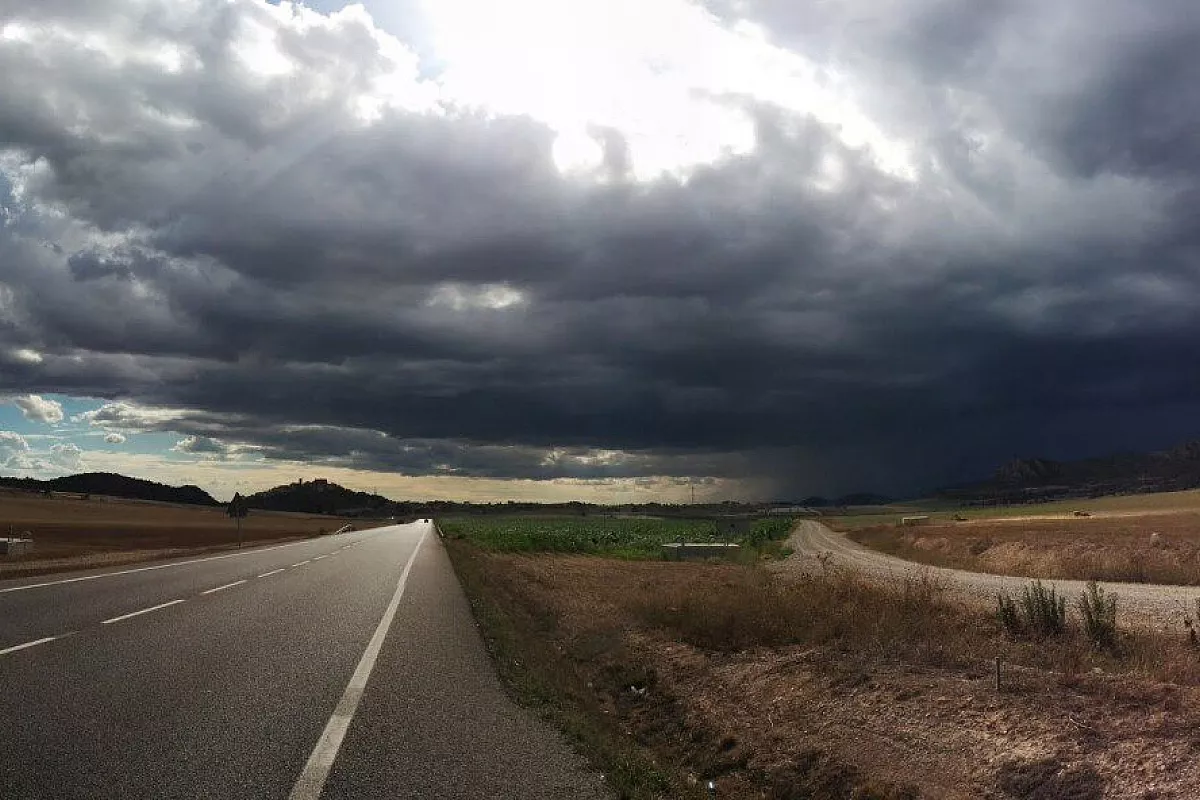 camargue, pioggia in arrivo