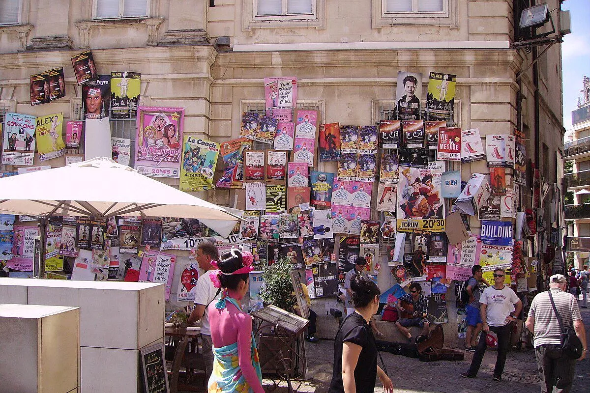 Girovagando per la Provenza tra lavanda, cicale, paesaggi impressionisti, tappe gastronomiche, musei del profumo e vestigia romane