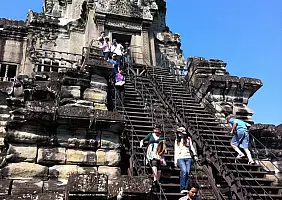 turistipercaso cambogia-begbp