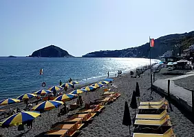 turistipercaso campania-dnbja
