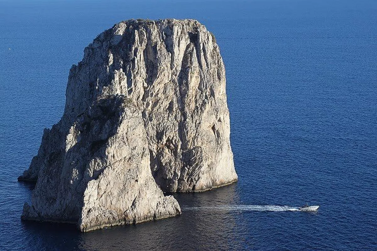Capri - faraglioni