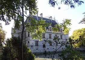 turistipercaso castelli-della-loira-francia-brjhm