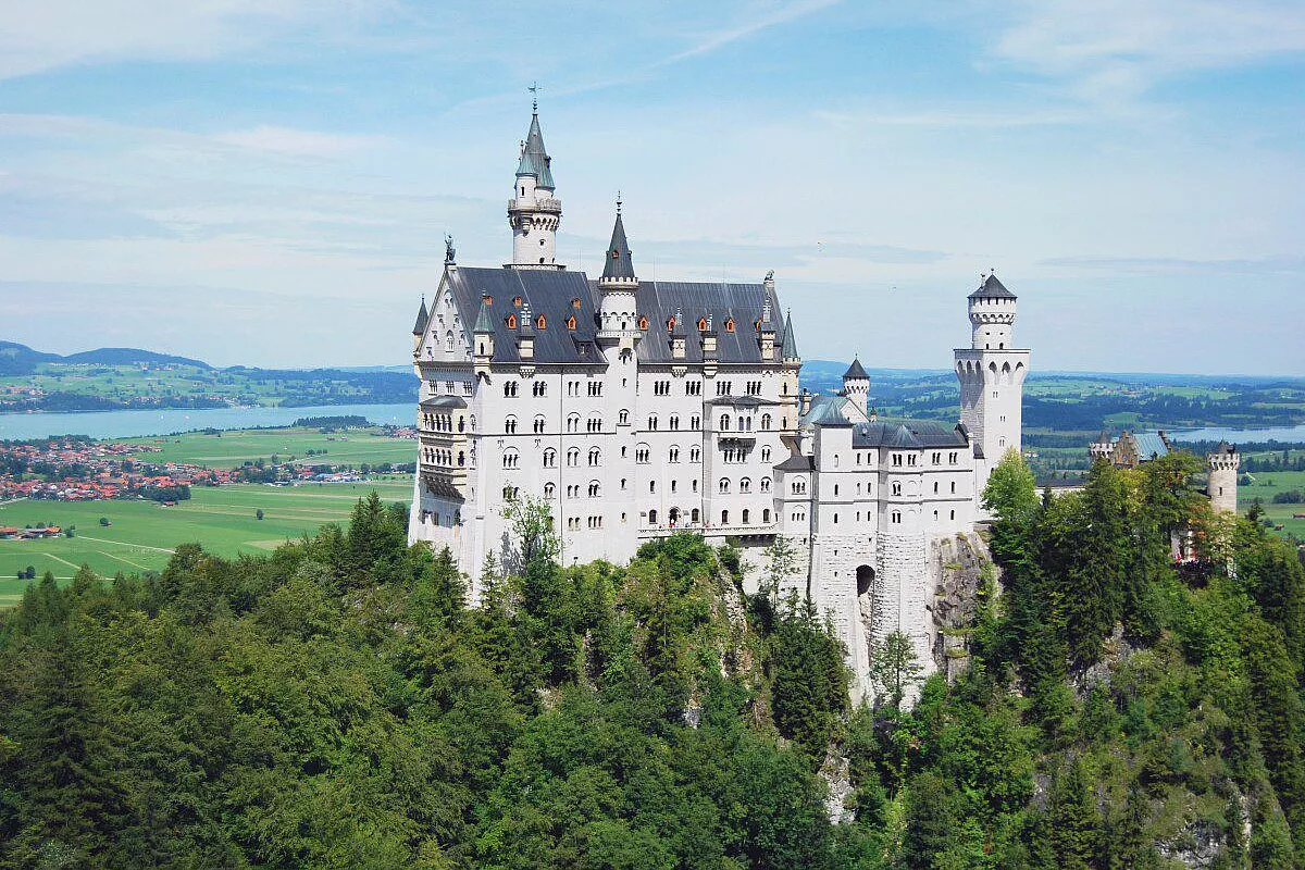 Neuschwanstein: La più famosa delle vedute deI più famoso dei Castelli
