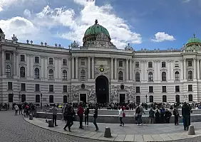 turistipercaso castello-di-bratislava-thdgq