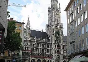 turistipercaso castello-di-neuschwanstein-gv85n