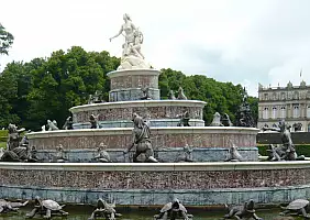 turistipercaso castello-di-neuschwanstein-nbmtr