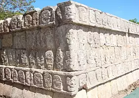 turistipercaso chichen-itza-monumento-4bzmc