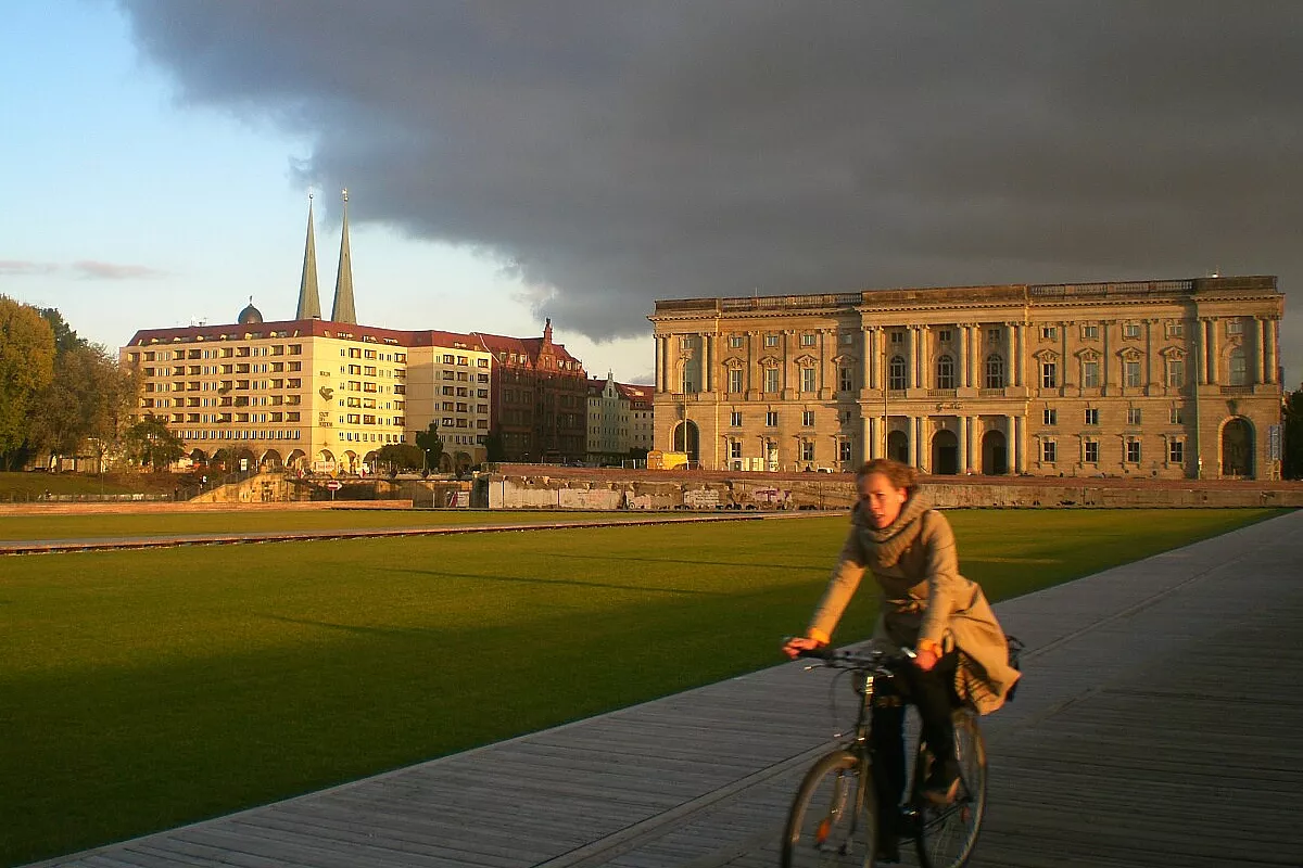 SEI GIORNI A BERLINO, in breve