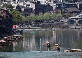 turistipercaso cina-8z59w