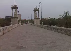 turistipercaso citta-delle-arti-e-delle-scienze-di-valencia-7zbs1