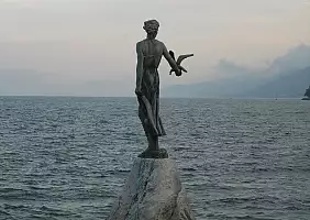 turistipercaso cres-yhr9s