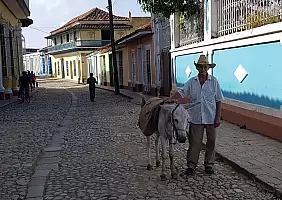 turistipercaso cuba-country-ucb97