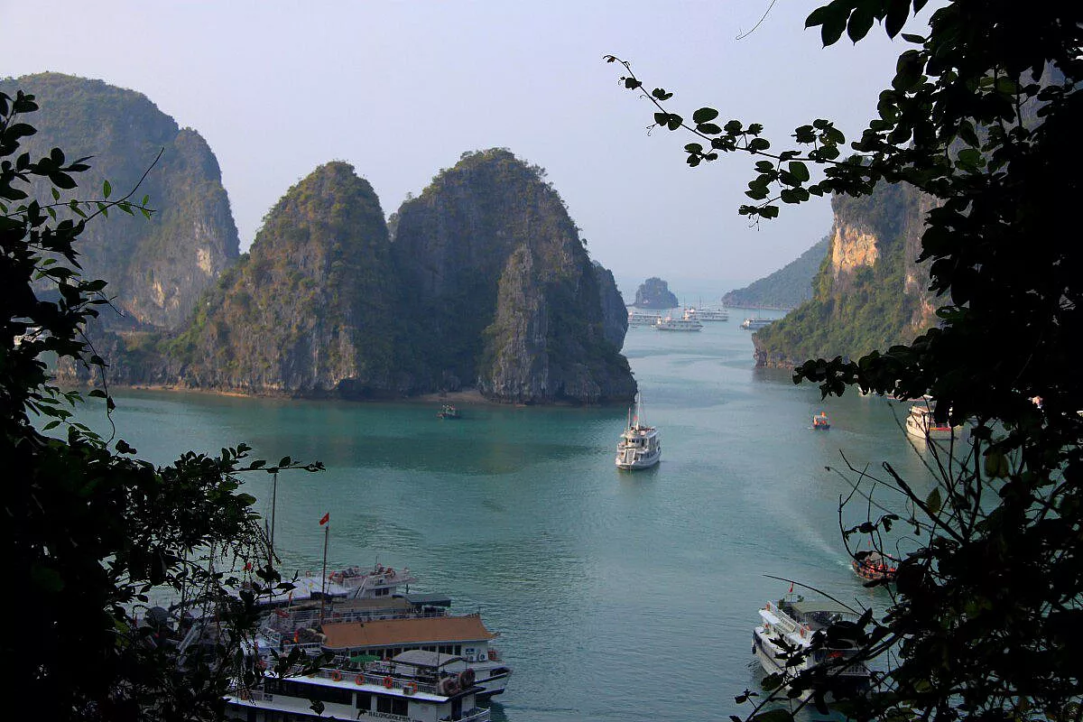 halong bay