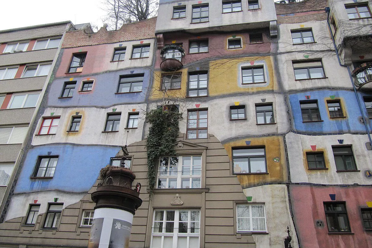 HUNTERWASSER HAUS