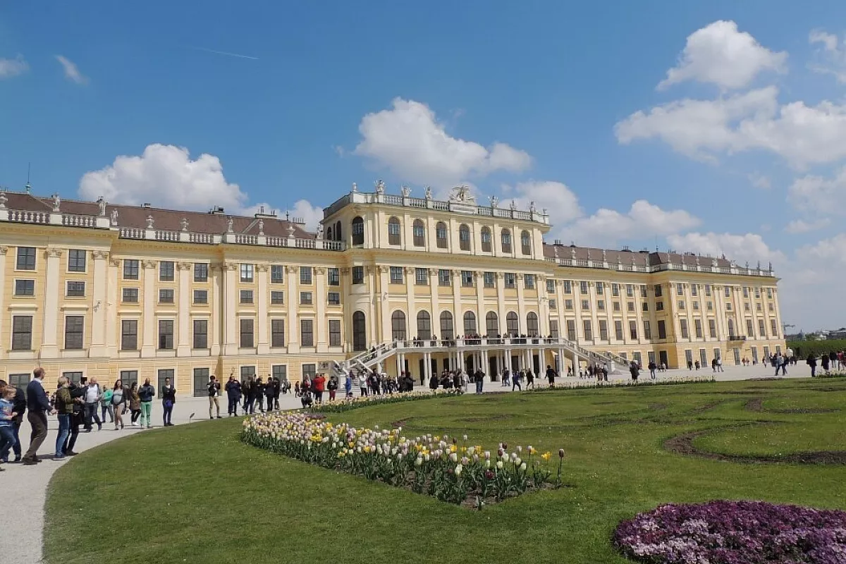 Schoenbrunn