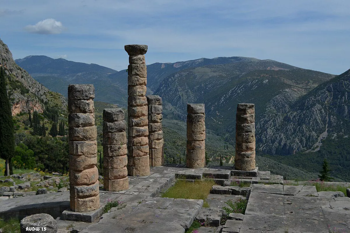 Il tempio di Apollo (Delfi)