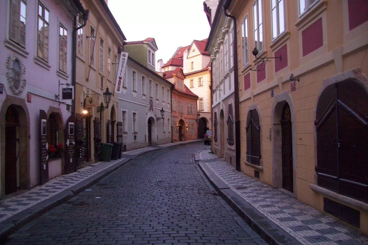 PASSEGGIANDO PER PRAGA