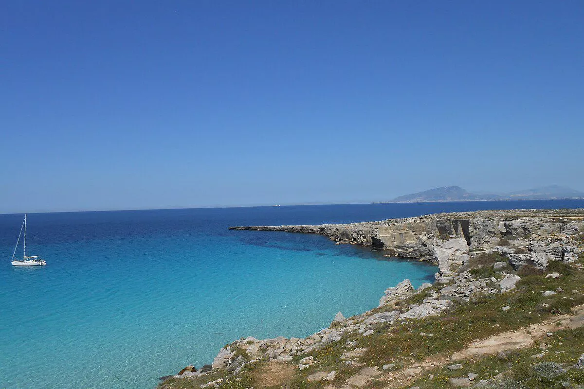 FAVIGNANA cala rossa