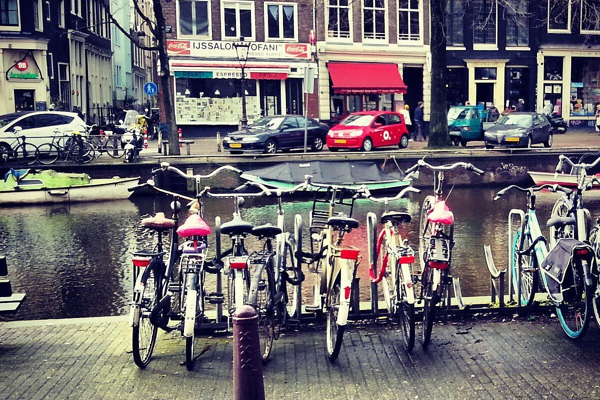 AMSTERDAM, LA VOCE DELL'OLANDA