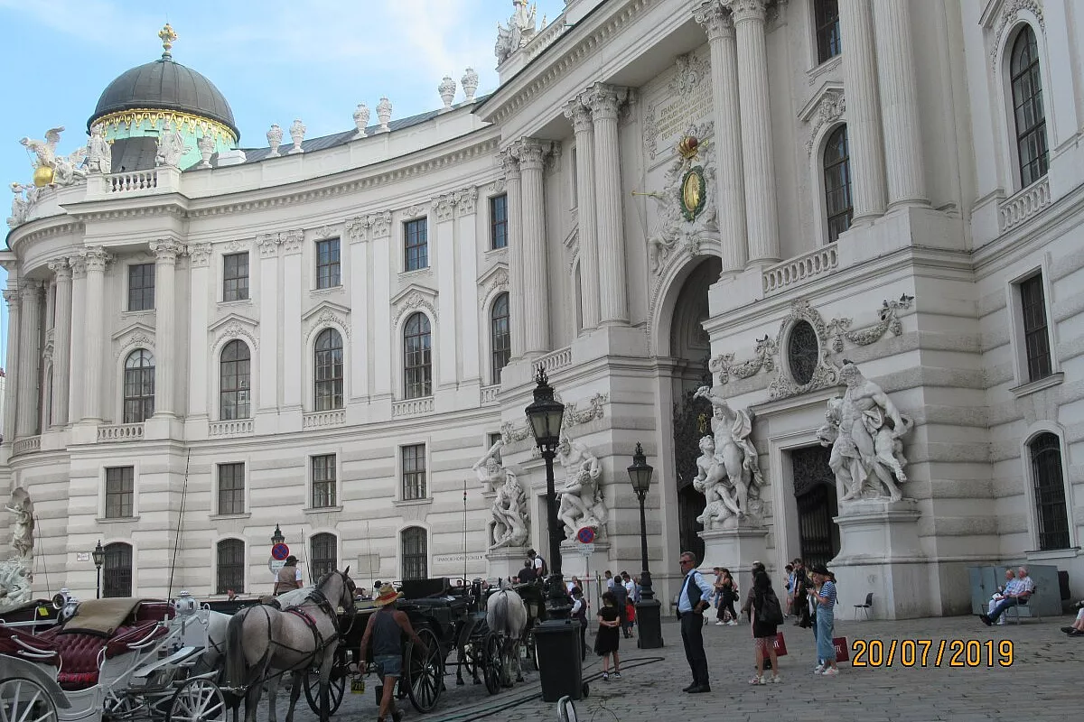 8-Vienna- Hofburg