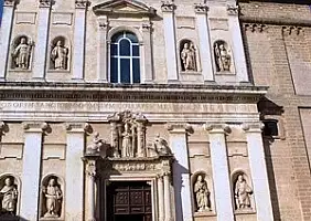 turistipercaso cultura-q9ak6