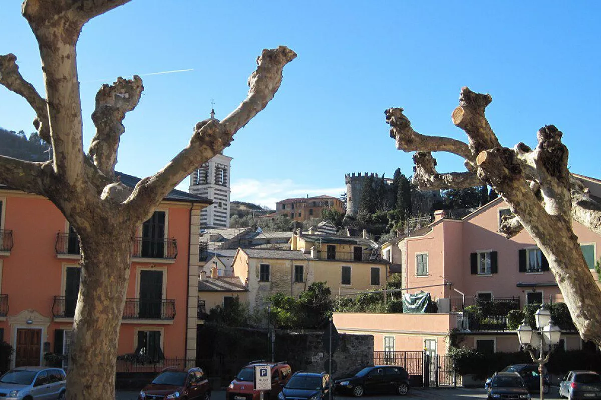 levanto piazza del popolo