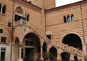 turistipercaso cultura-r7tsg