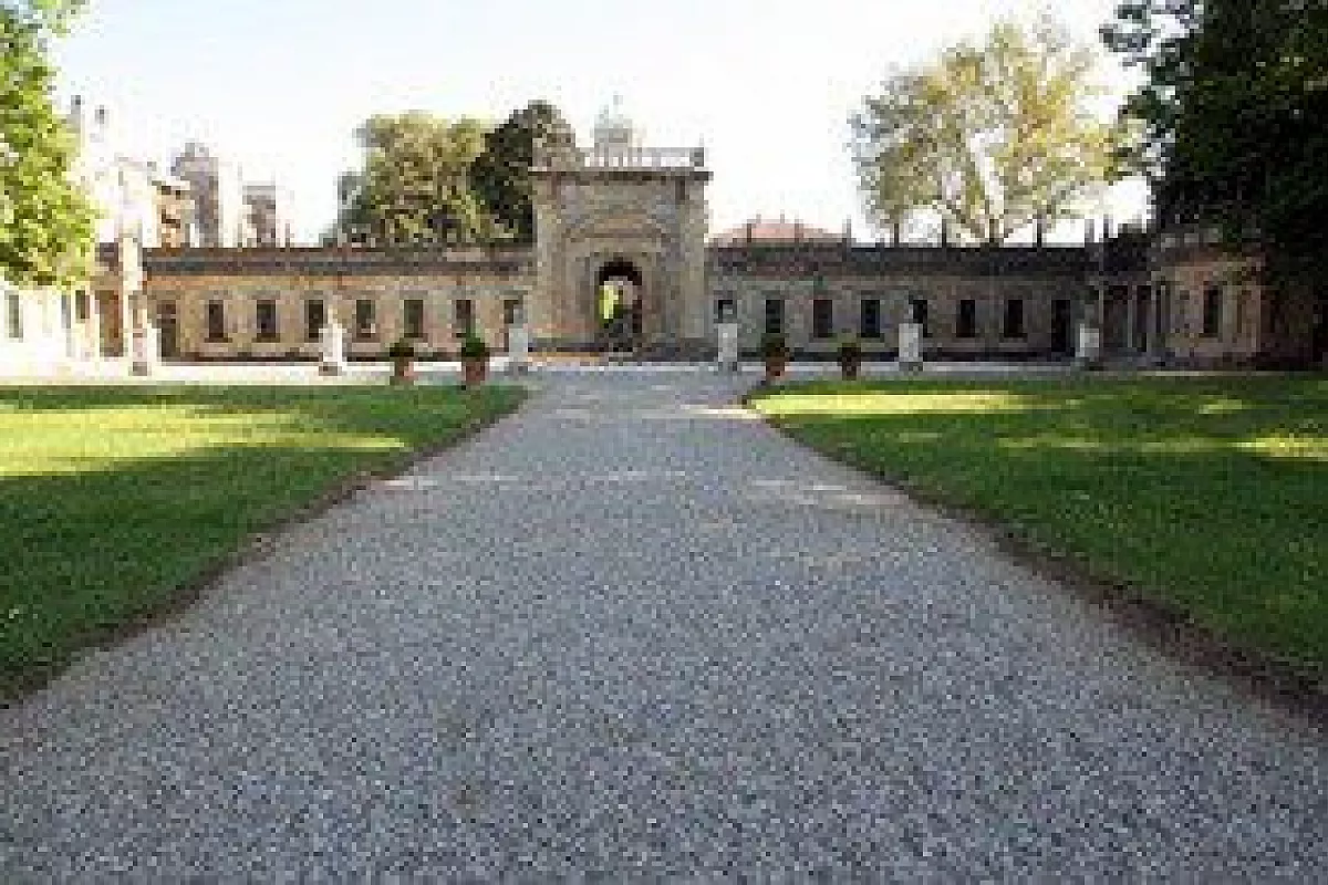altro giardino di Villa Litta
