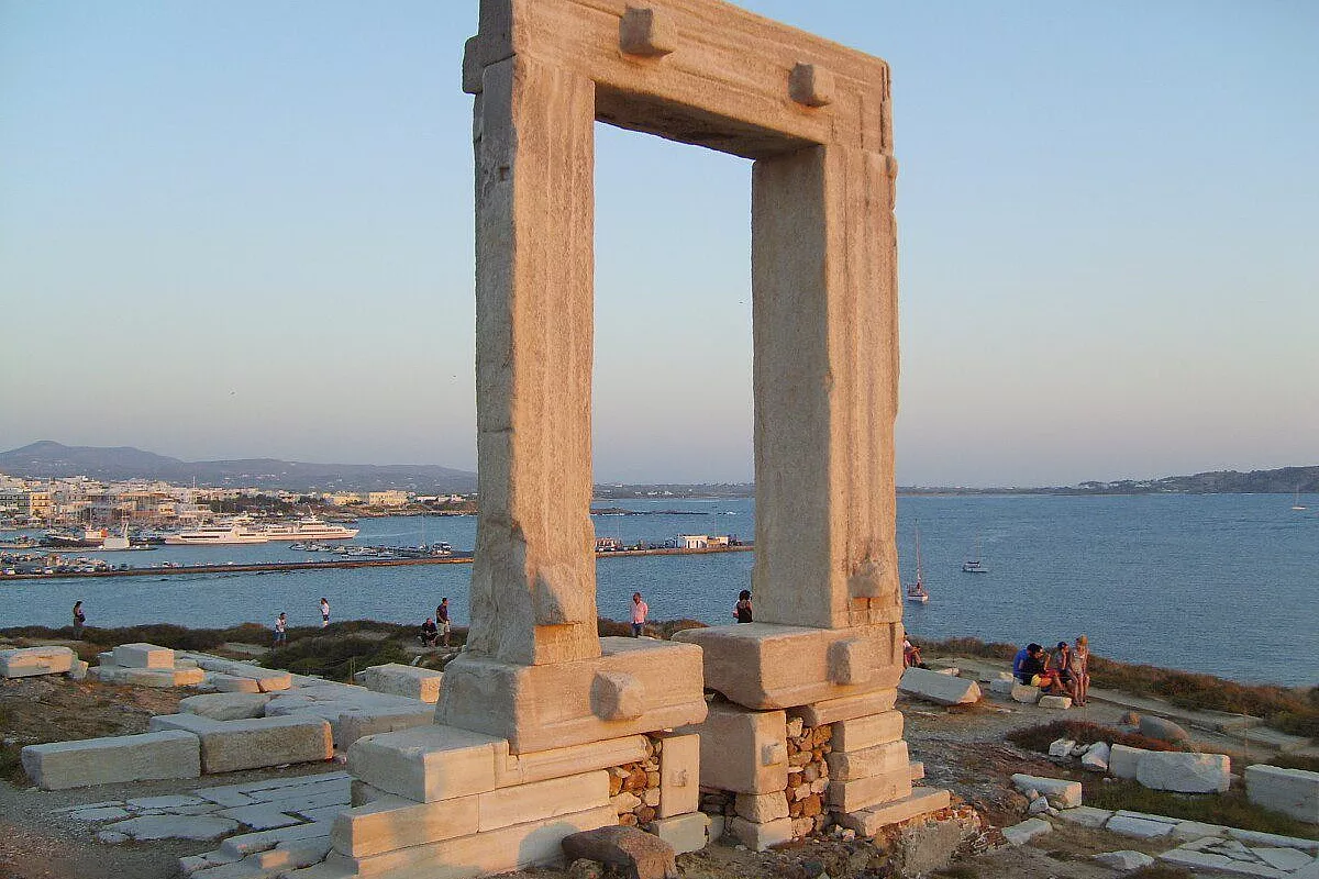 Naxos, Palatia - Portara