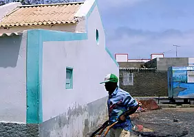 turistipercaso cultura-uzwn3