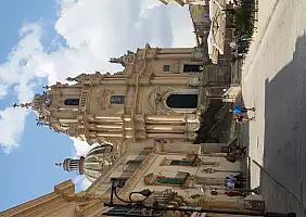 turistipercaso cultura-wazfa