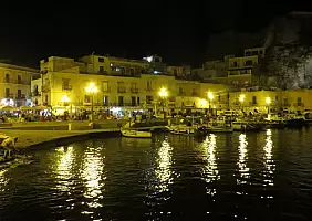 turistipercaso cultura-wdgg9