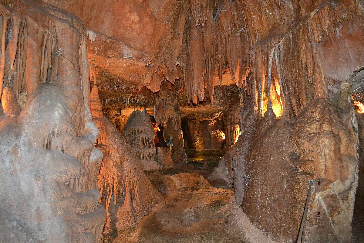 GrutasdeAlvados