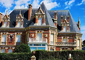 turistipercaso dinan-qnxnw
