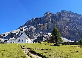 turistipercaso dolomiti-alpi-y5w72