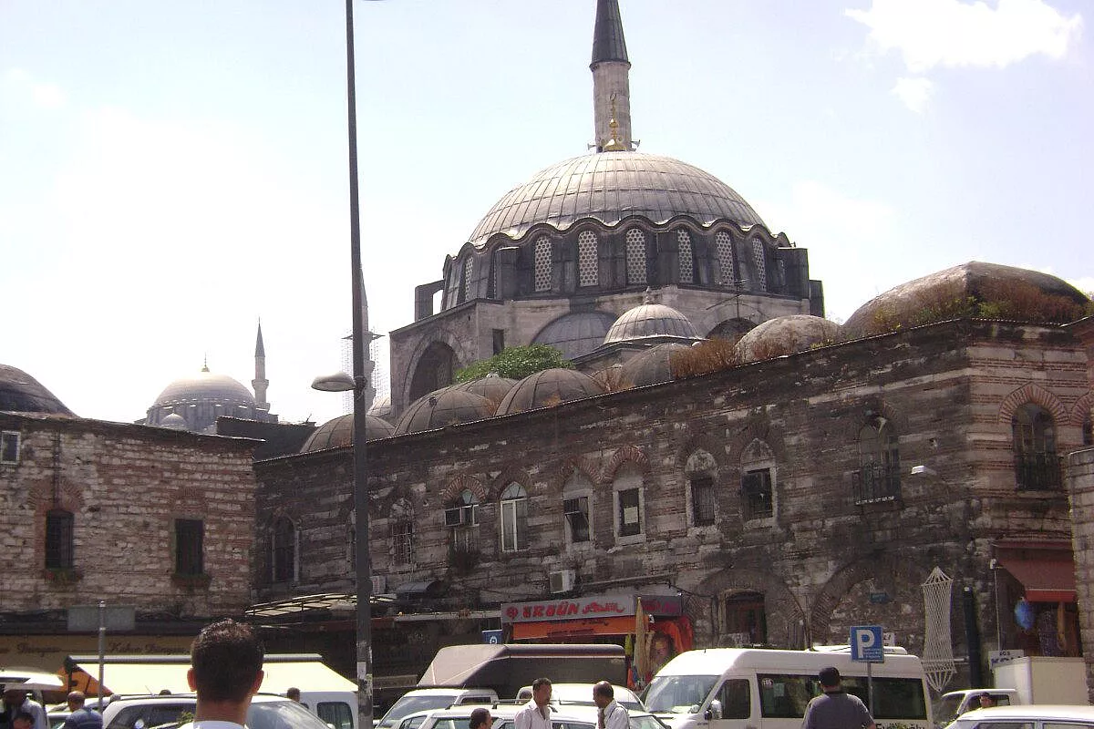 La Turchia in un bicchiere di çay
