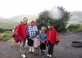 turistipercaso ecuador-cuenca-quito-panorama-5jz1c