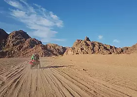 turistipercaso egitto-tjuk1