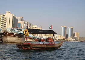 turistipercaso emirati-arabi-uniti-vnjys