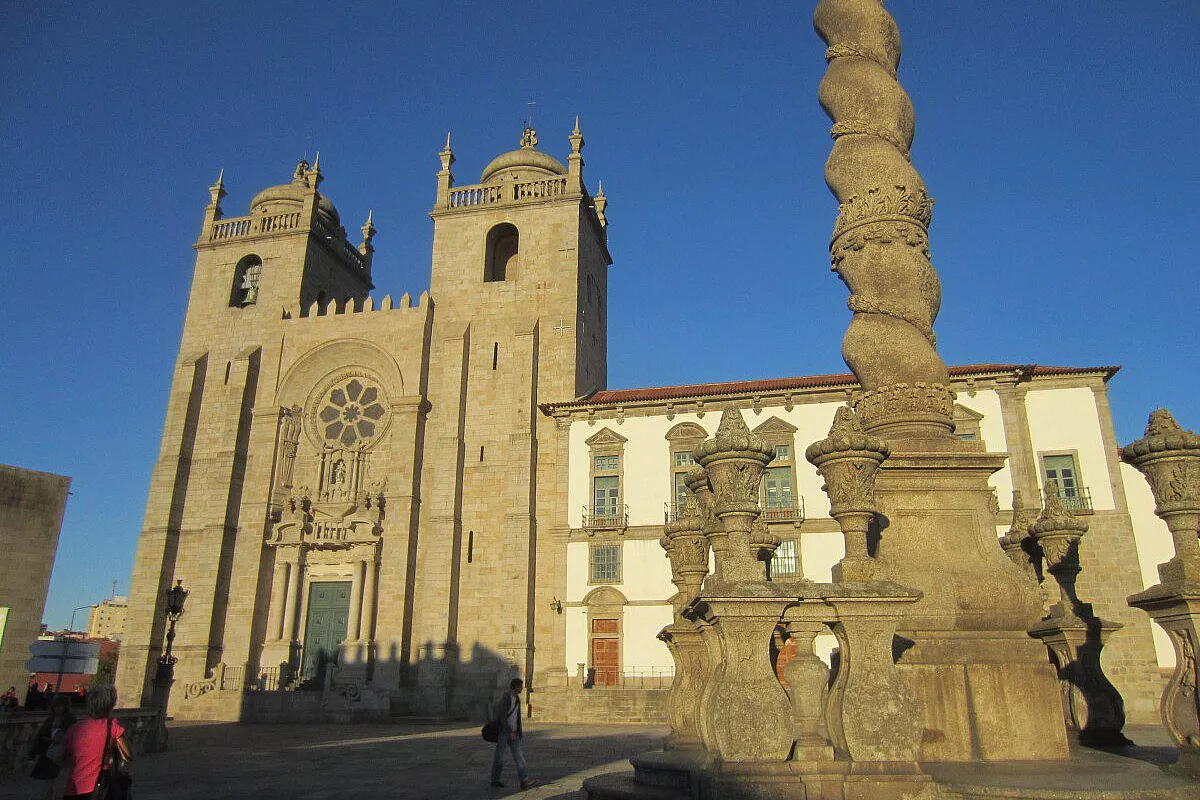Porto cattedrale del Sè