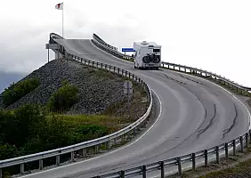 turistipercaso fiordi-norvegesi-h9kbd