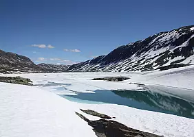 turistipercaso fiordi-norvegesi-u9fct