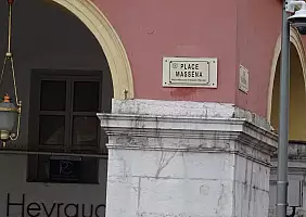 turistipercaso francia-axmkr