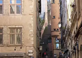 turistipercaso francia-h5xhy