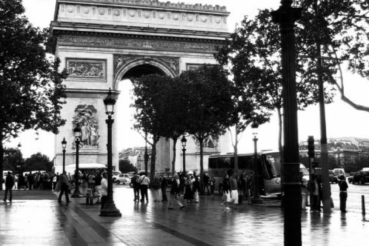 Parigi: apéro sul naviglio