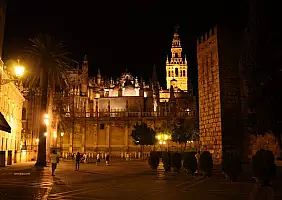 turistipercaso giralda-dq4jk