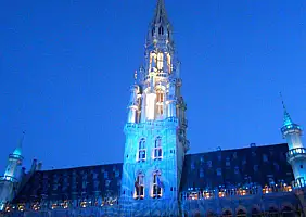 turistipercaso grand-place-quartiere-kw495