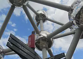 turistipercaso grand-place-quartiere-u4y2n
