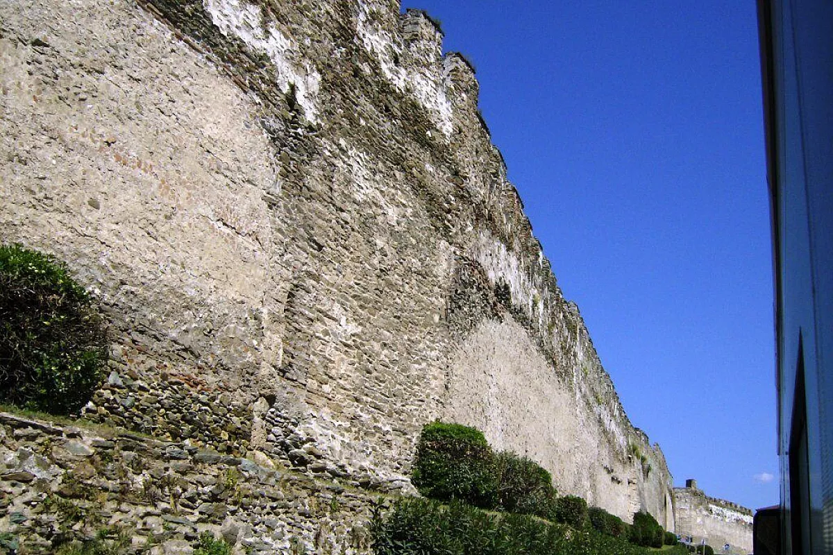 Le mura della città