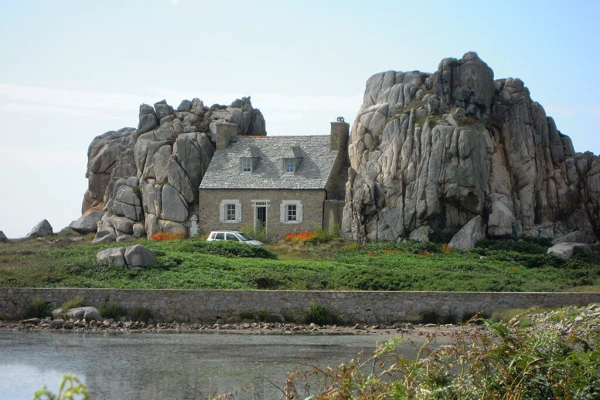 La casina tra le rocce